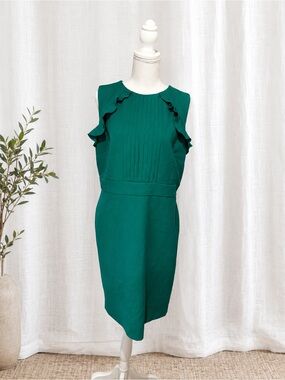 Ann Taylor Emerald Green Sleeveless Ruffled Sheath Dress